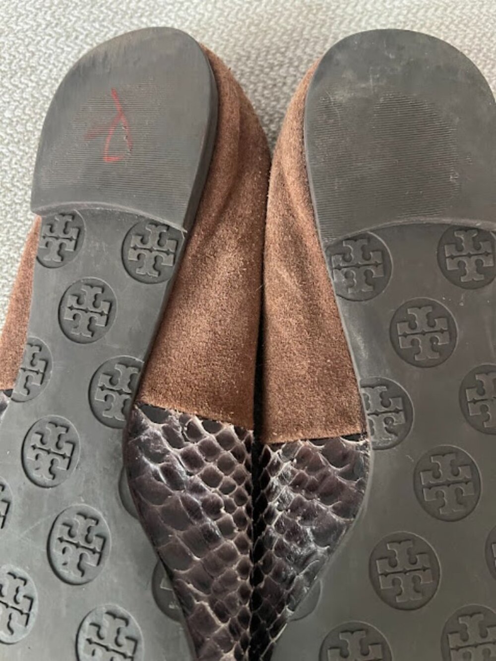 Tory Burch Brown Gold Reva Round Toe Slip On Ballet Flats Shoes Size 9M - Picture 14 of 15
